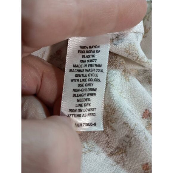 A.n.a Dress Ladies Medium White Yellow Floral Boho Cottagecore Maxi‎ - Picture 8 of 9